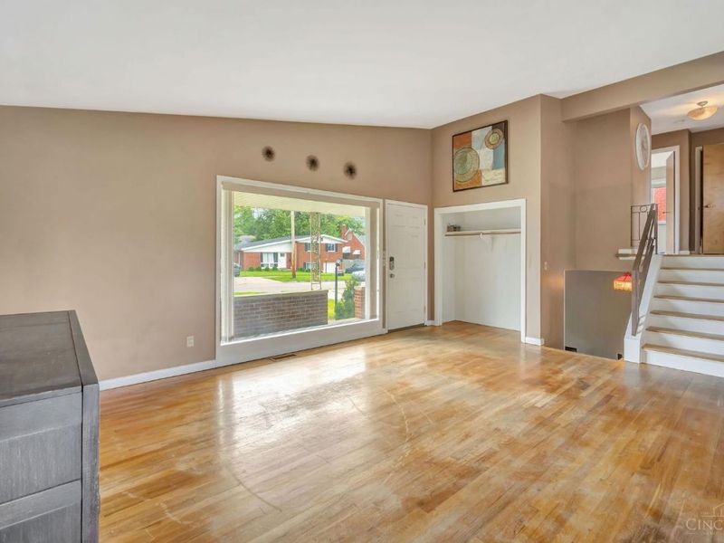 3354 Greenway Avenue, Green Township, OH 45248 Photo 8