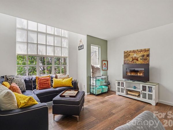 415 W 7th Street , Unit F, Charlotte, NC 28202