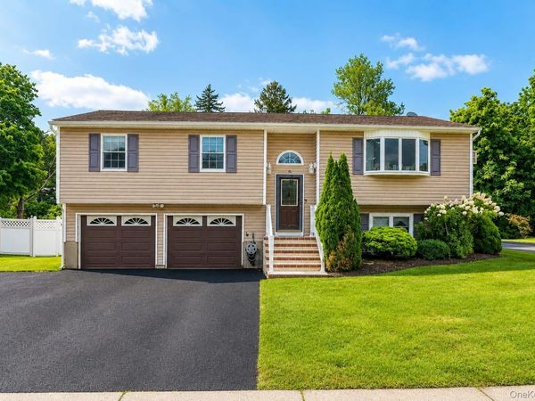35 Newbury , Monroe, NY 10950