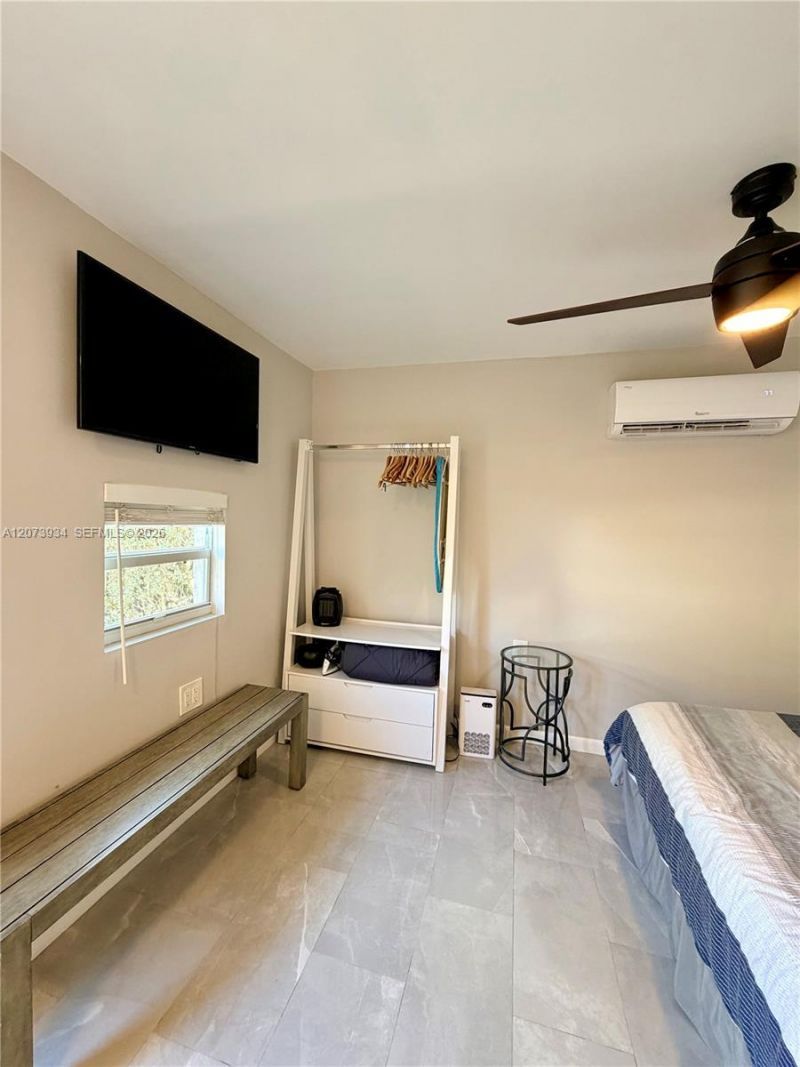 361 SW 20th Rd , Unit B, Miami, FL 33129 Photo