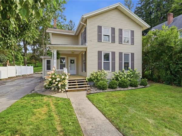 7264 W Main Street , Lima, NY 14485