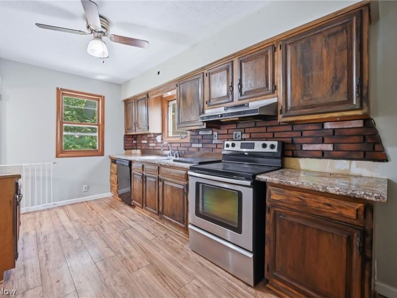 3493 Shadyside Drive , Hubbard, OH 44425 Photo 16