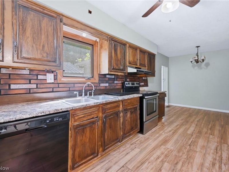 3493 Shadyside Drive , Hubbard, OH 44425 Photo 17