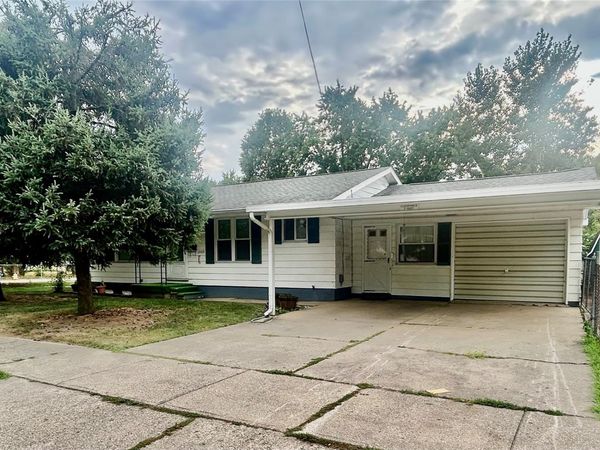 1005 N Jackson Street, Lapeer, Mi 48446
