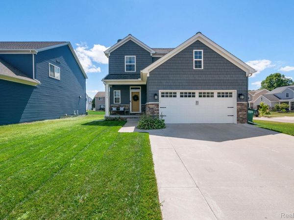 368 Beaver Run, Holly Township, Mi 48442