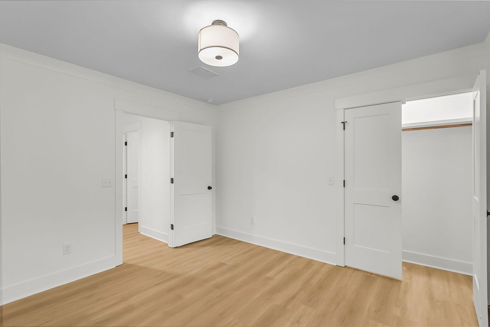 1438 Joy Avenue Photo 23