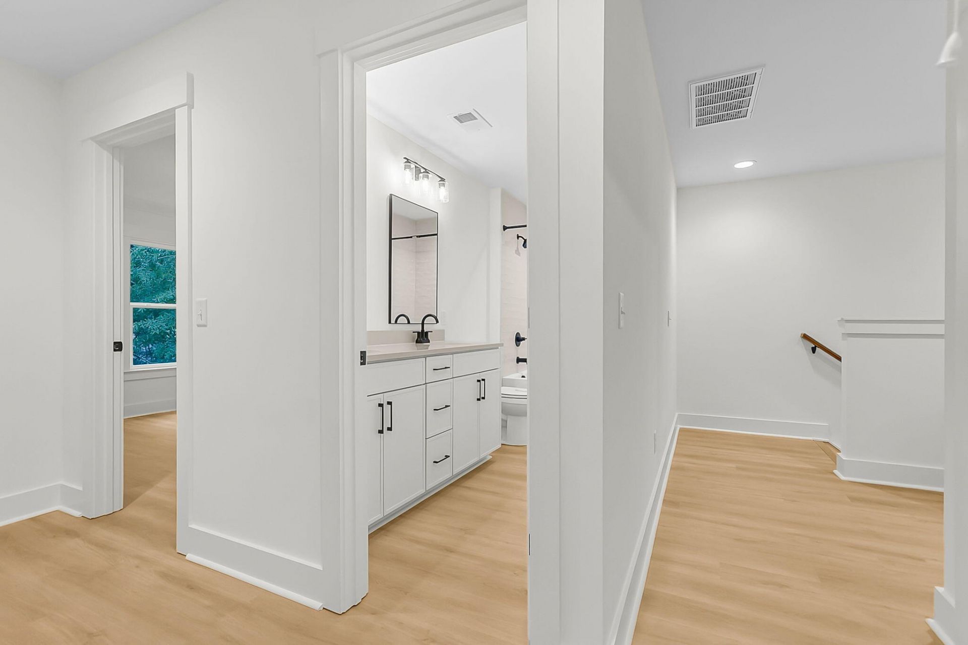 1438 Joy Avenue Photo 24
