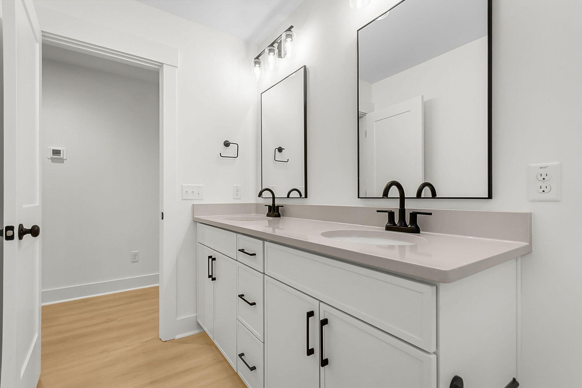 1438 Joy Avenue Photo 25