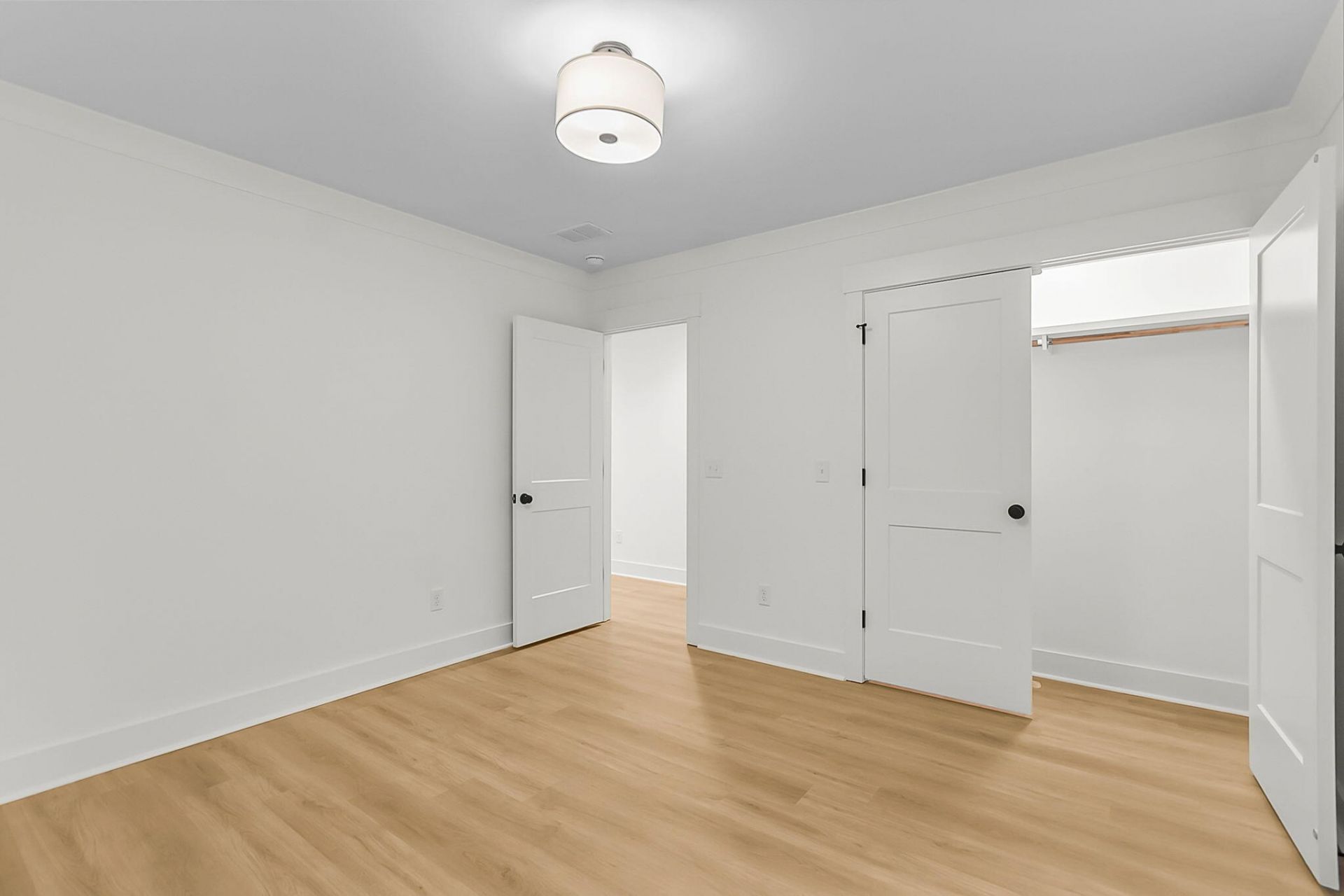1438 Joy Avenue Photo 30