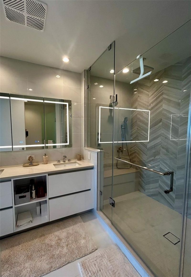 400 Central Avenue , Unit 1904, Saint Petersburg, FL 33701 Photo