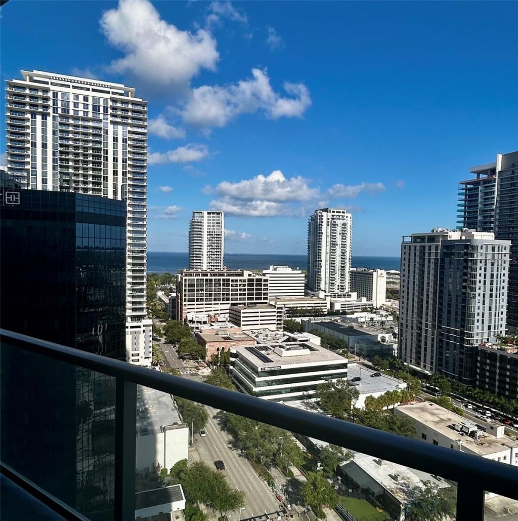 400 Central Avenue , Unit 1904, Saint Petersburg, FL 33701 Photo