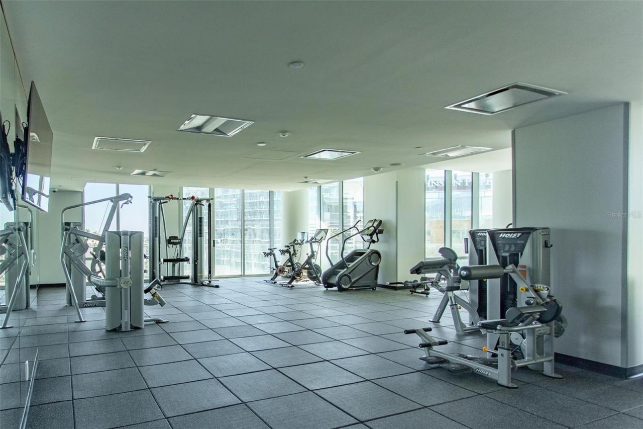 400 Central Avenue , Unit 1904, Saint Petersburg, FL 33701 Photo