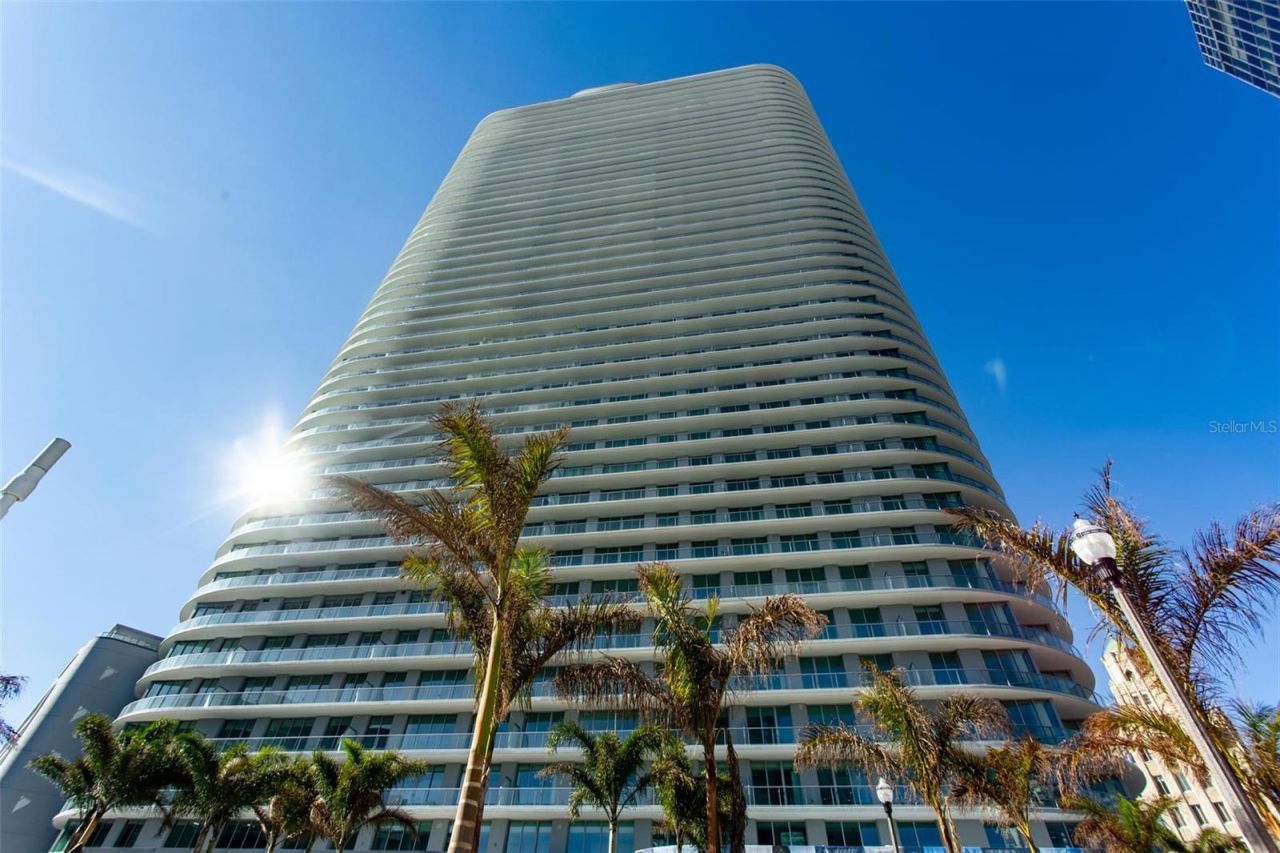 400 Central Avenue , Unit 1904, Saint Petersburg, FL 33701 Photo