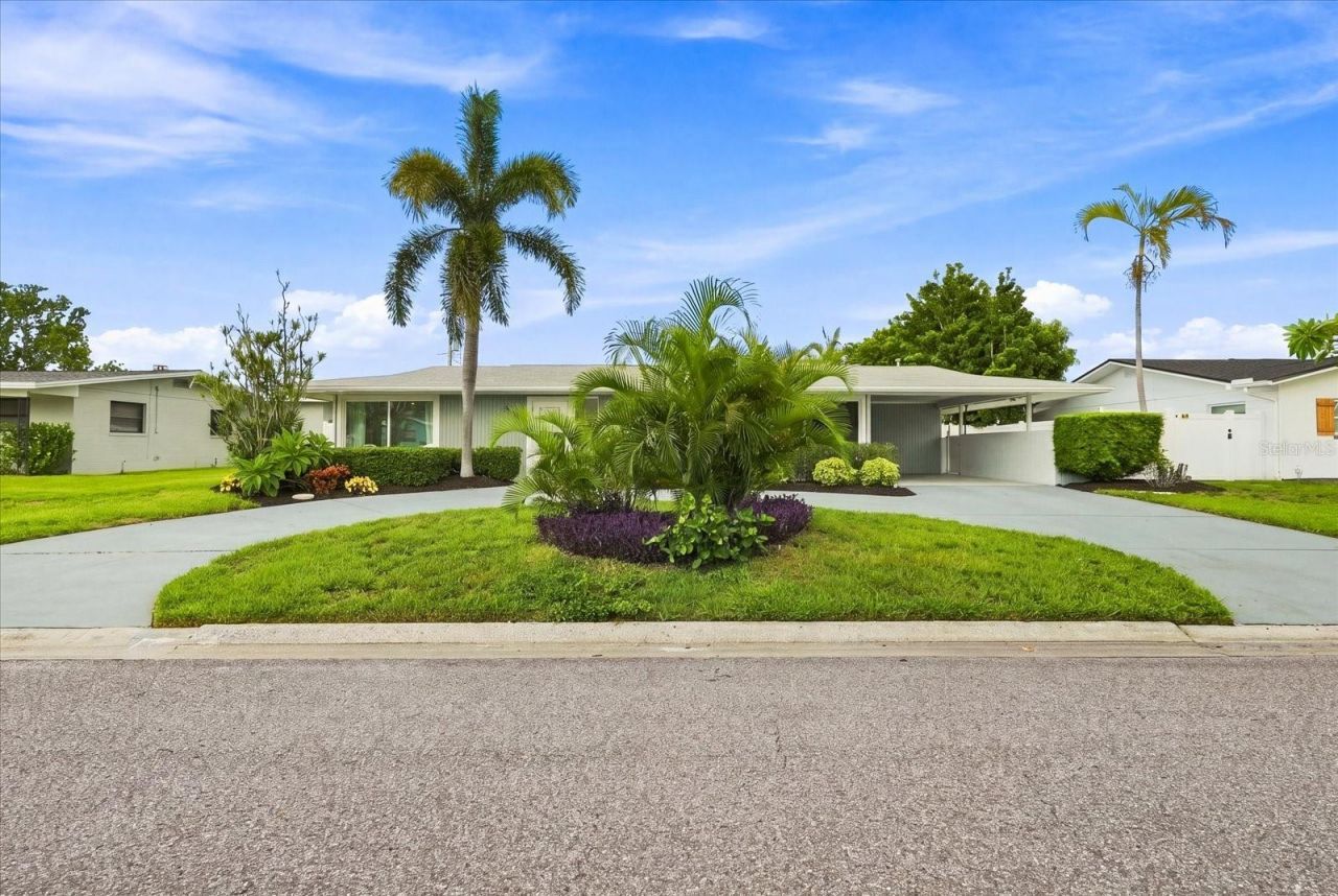 5188 40th Street S, Saint Petersburg, FL 33711 Photo
