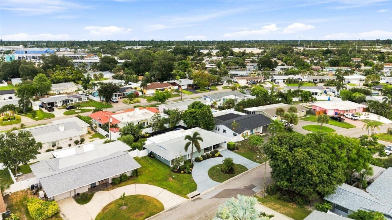 5188 40th Street S, Saint Petersburg, FL 33711 Photo
