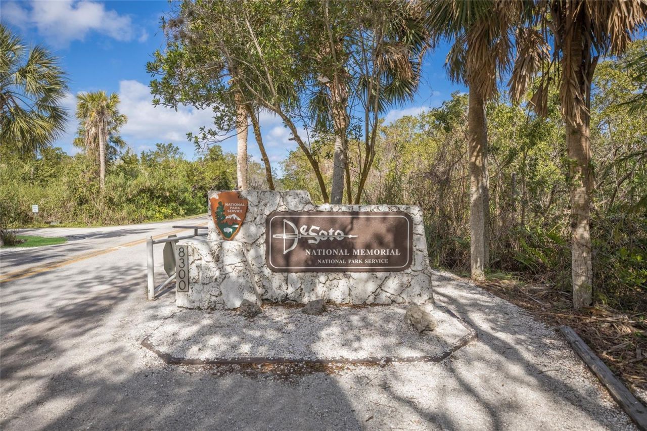3600 Riverview Boulevard , Bradenton, FL 34205 Photo