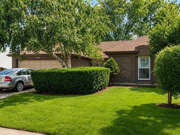 1550 Jasper Drive , Wheaton, IL 60189
