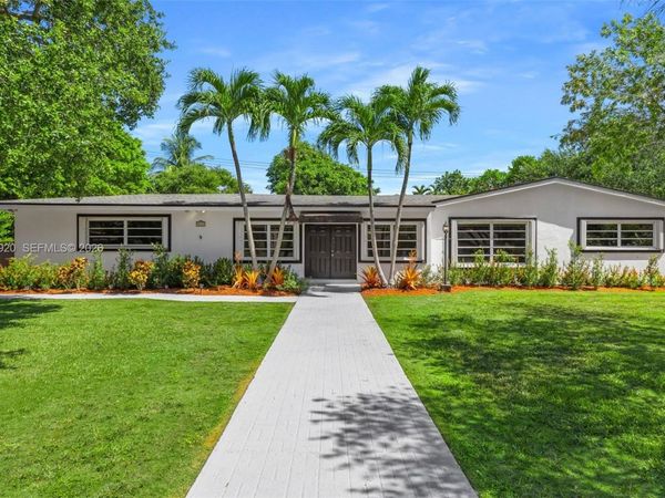8261 SW 142nd St , Palmetto Bay, FL 33158