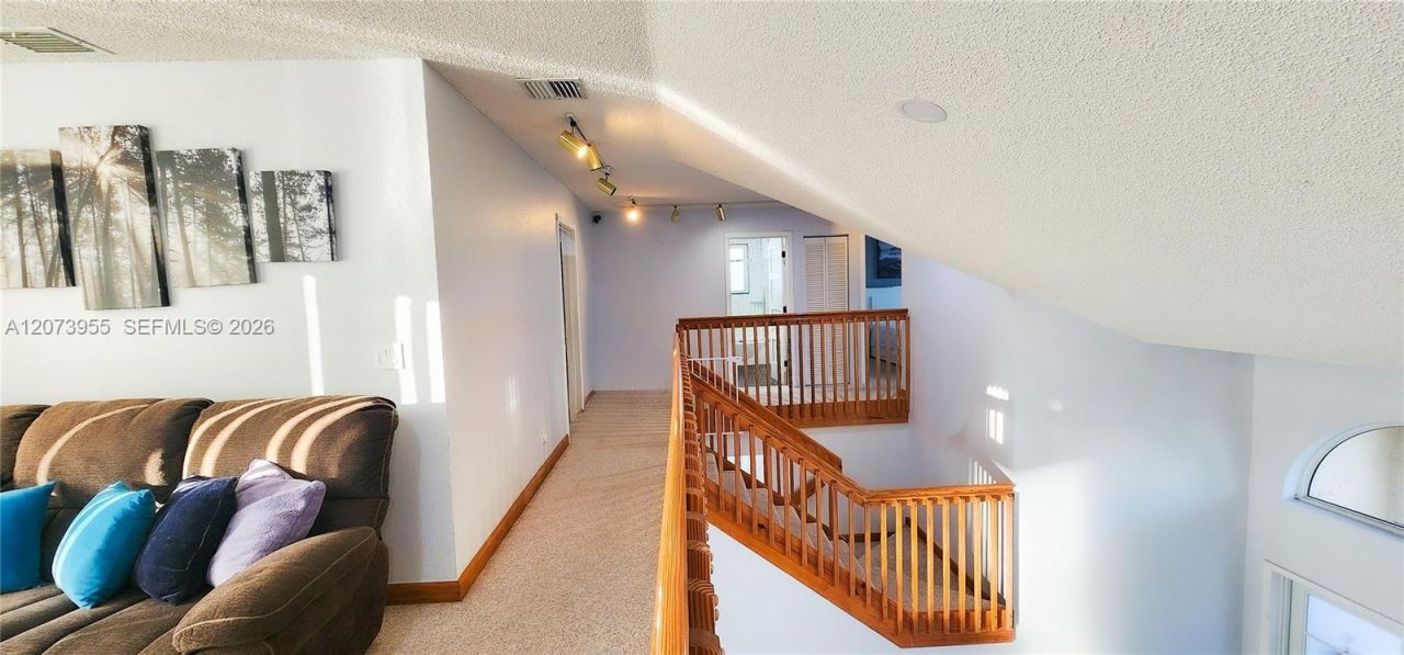 1308 SW 181st Ave , Pembroke Pines, FL 33029 Photo