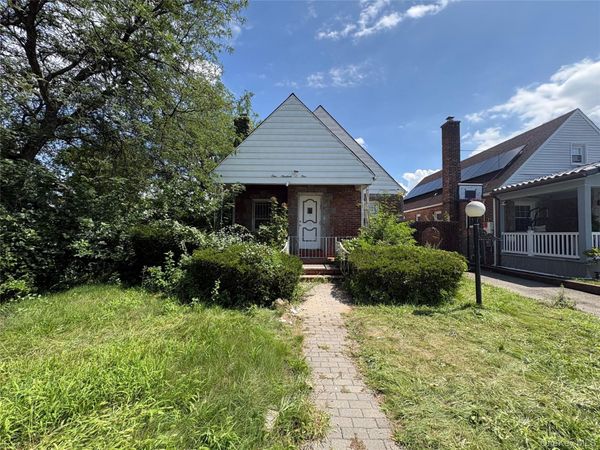 11901 223rd Street , Cambria Heights, NY 11411