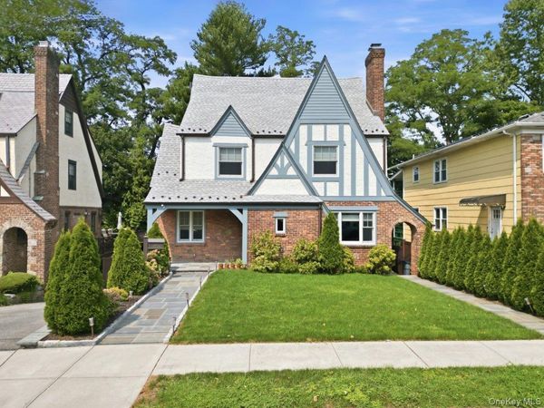 277 Devoe Avenue , Yonkers, NY 10705