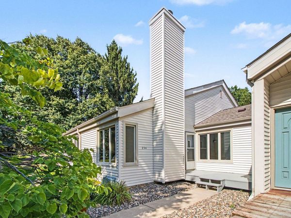 234 Cambria Court, Woodbury, MN 55125