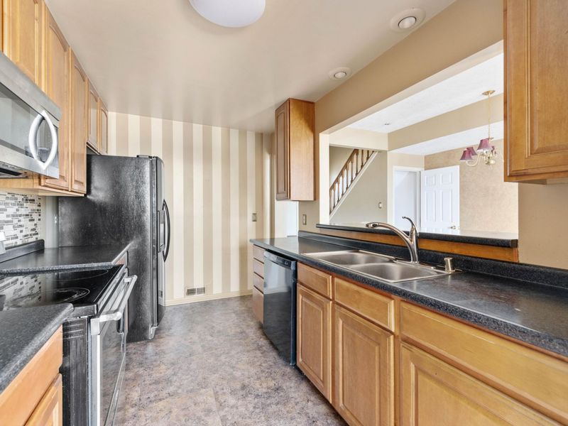 1002 Hackney Court, Florence, KY 41042 Photo 2