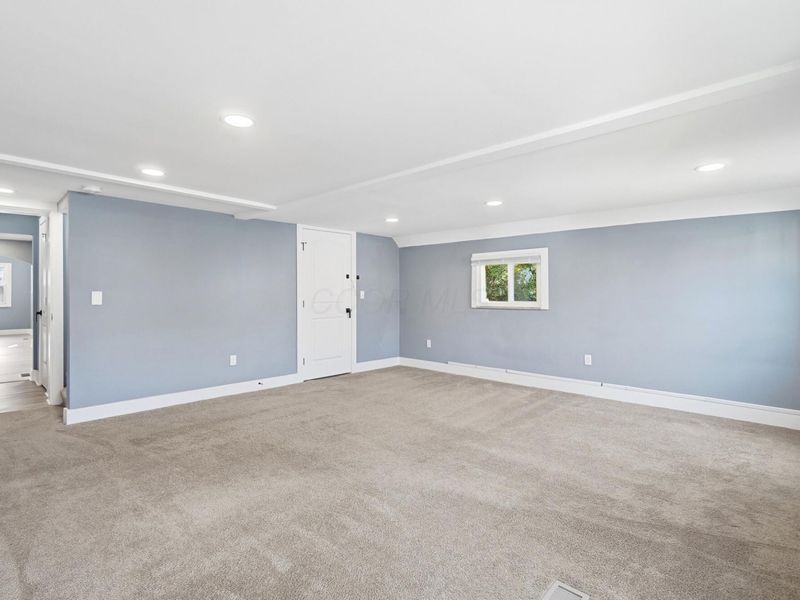 215 Brehl Avenue , Columbus, OH 43222 Photo 18
