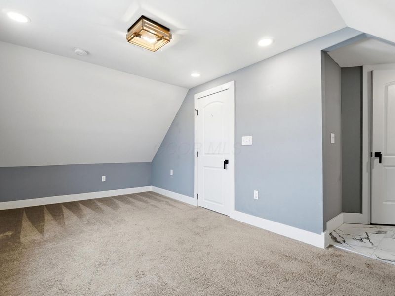 215 Brehl Avenue , Columbus, OH 43222 Photo 28