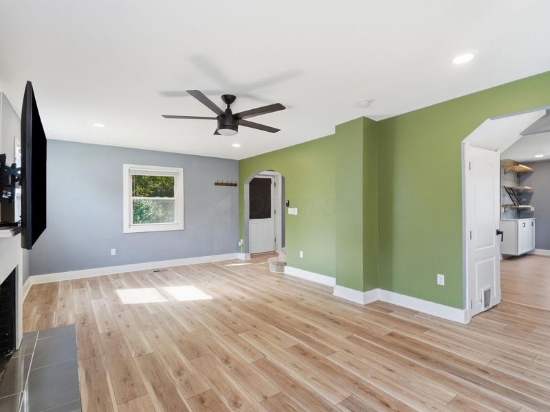215 Brehl Avenue , Columbus, OH 43222 Photo 7