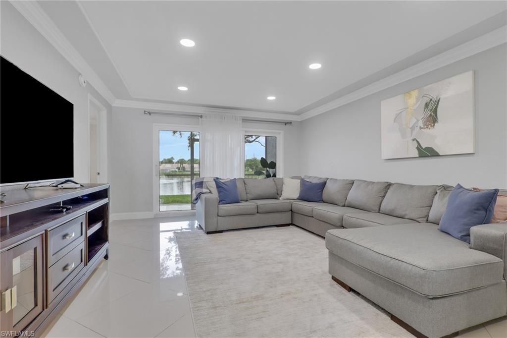 9580 Victoria Ln , Unit 104, Naples, FL 34109 Photo
