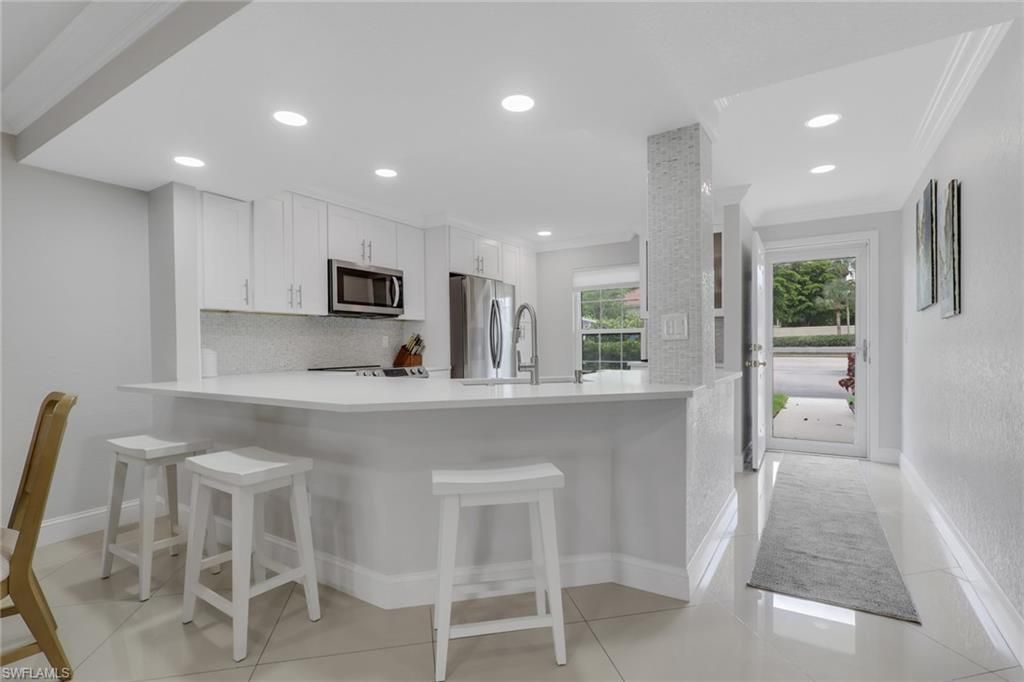 9580 Victoria Ln , Unit 104, Naples, FL 34109 Photo