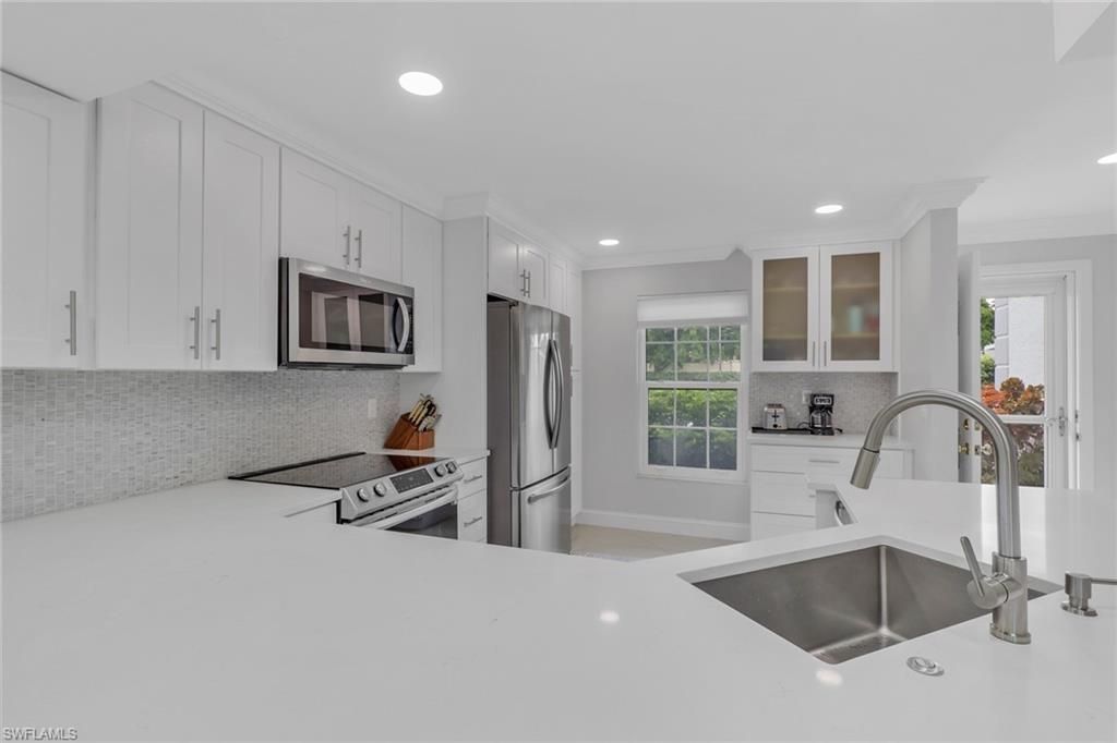 9580 Victoria Ln , Unit 104, Naples, FL 34109 Photo