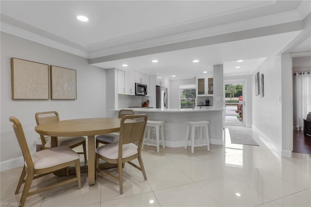9580 Victoria Ln , Unit 104, Naples, FL 34109 Photo