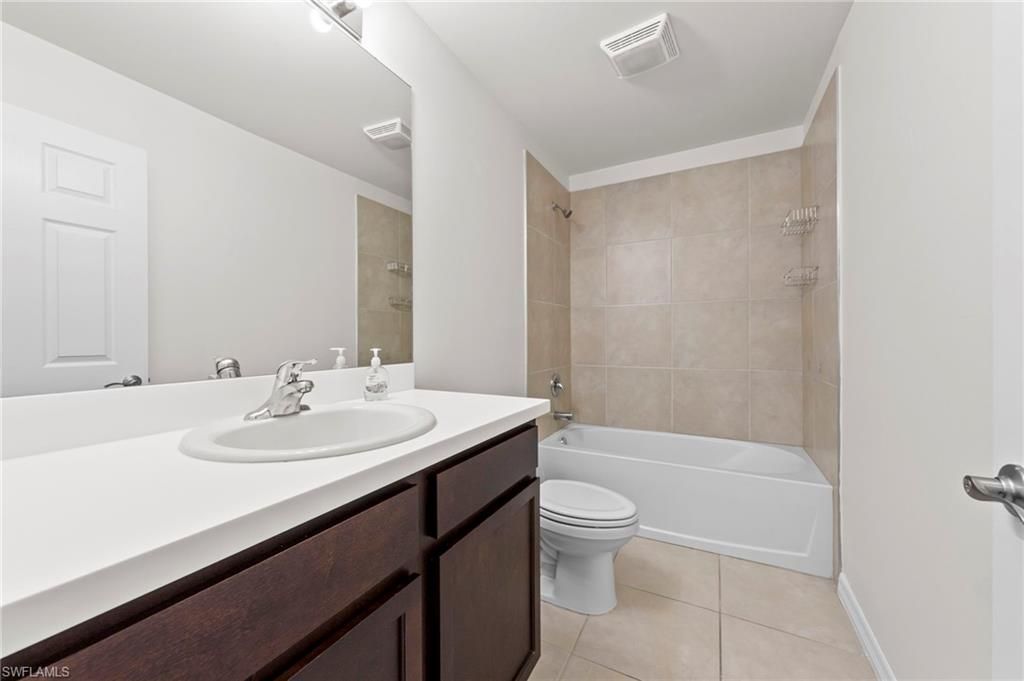 15381 Wildflower Cir, Naples, FL 34119 Photo