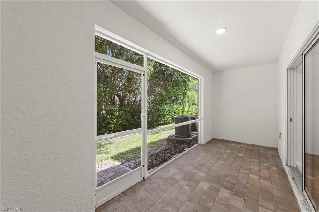 15381 Wildflower Cir, Naples, FL 34119 Photo