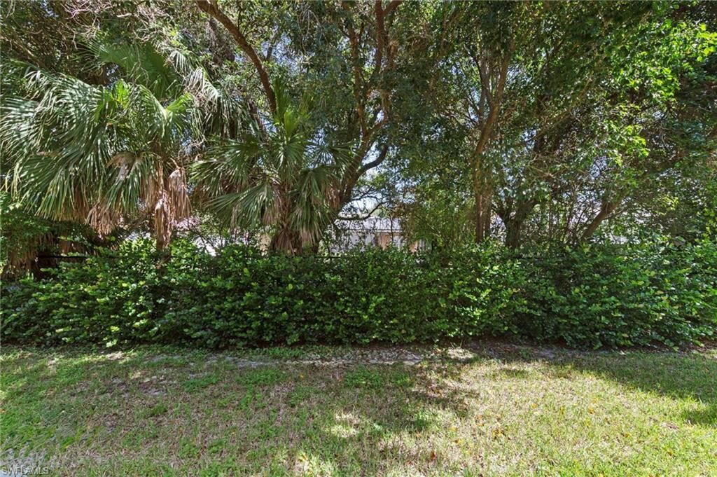 15381 Wildflower Cir, Naples, FL 34119 Photo