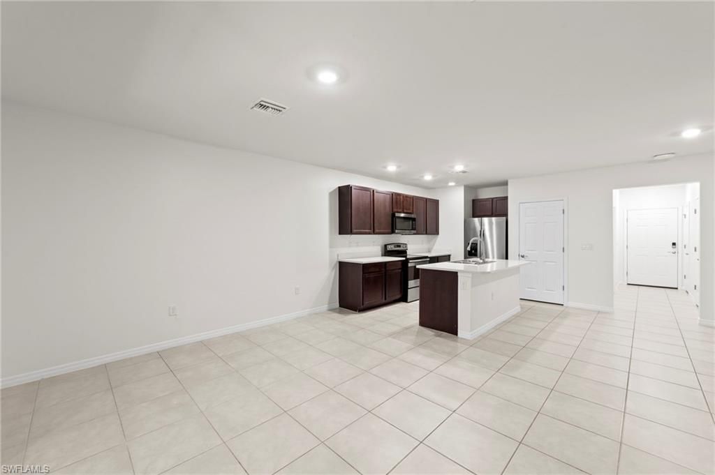 15381 Wildflower Cir, Naples, FL 34119 Photo