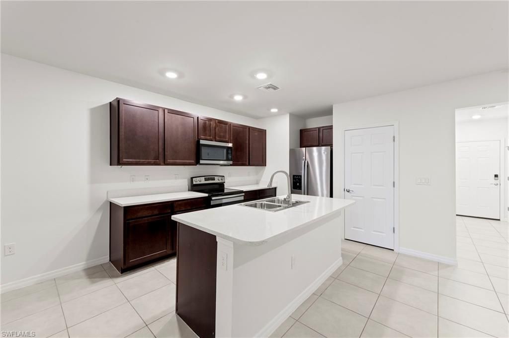 15381 Wildflower Cir, Naples, FL 34119 Photo