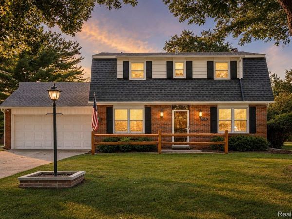 30180 Northgate Drive, Southfield, Mi 48076