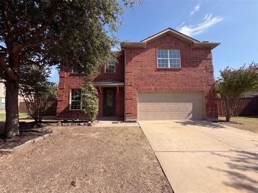 3933 Grizzly Hills Circle, Fort Worth, TX 76244
