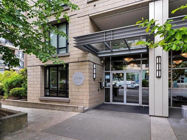 751 Fairfield Rd , Unit #1502, Victoria, BC V8W 4A4