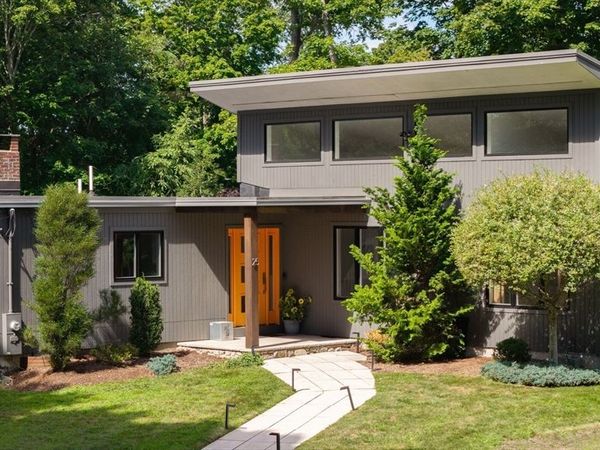 25 Virginia Ln, Cohasset, MA 02025