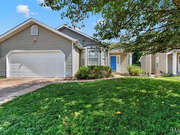 981 Wynstay Circle, St Louis, MO 63088
