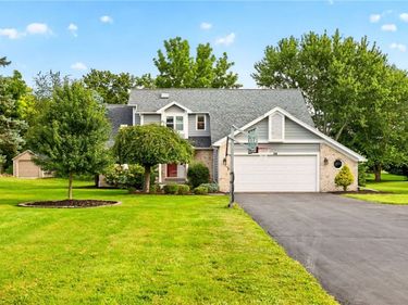 36 Crossbow Drive, Penfield, NY 14526