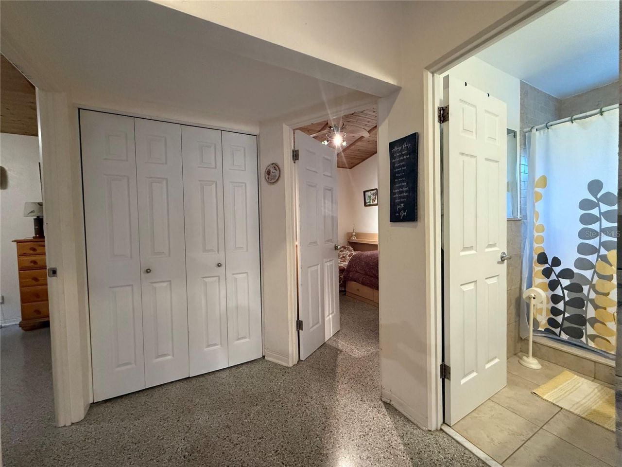 8001 27th Avenue N, Saint Petersburg, FL 33710 Photo