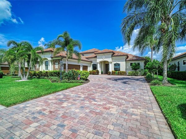 5664 CLOVERLEAF RUN, LAKEWOOD RANCH, FL 34211
