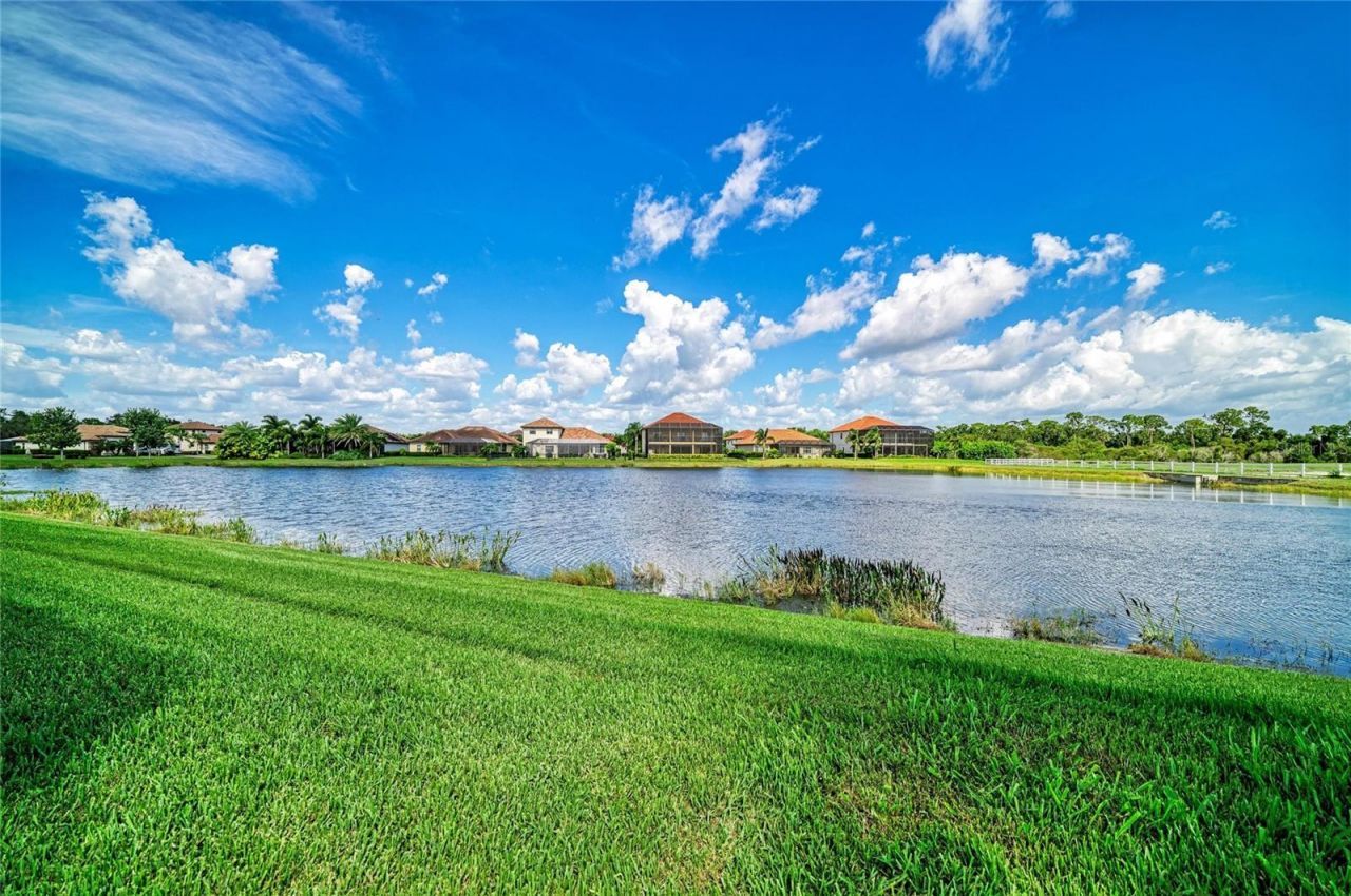 5664 Cloverleaf Run, Lakewood Ranch, FL 34211 Photo