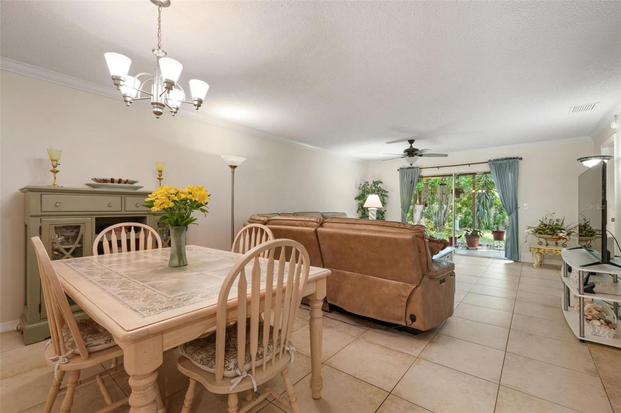 1554 Tallywood Drive, Unit 7127, Sarasota, FL 34237 Photo