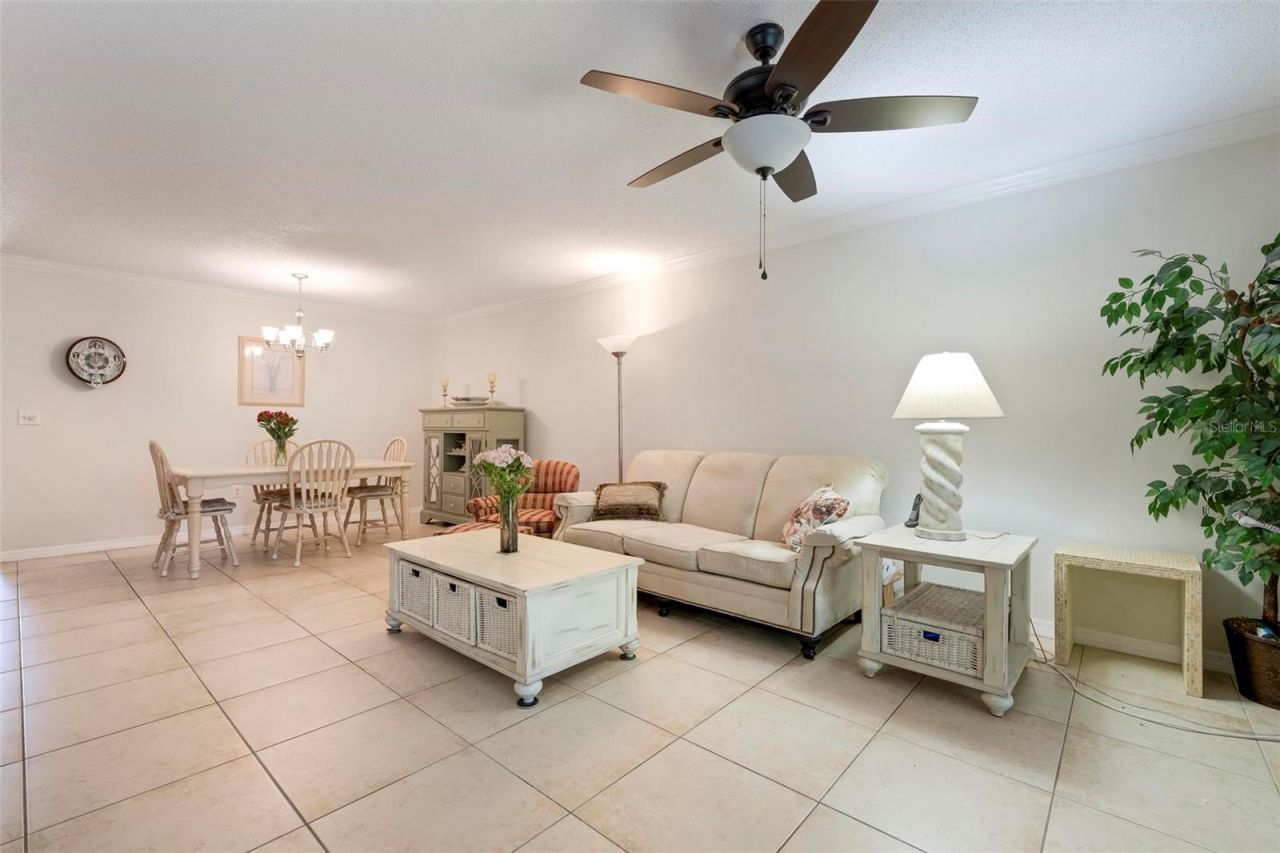 1554 Tallywood Drive, Unit 7127, Sarasota, FL 34237 Photo